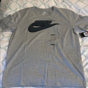 New grey Nike T-shirt with textured logo